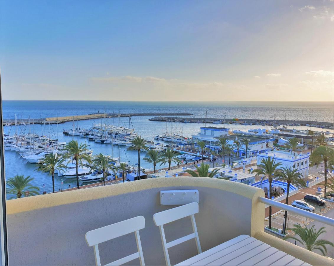 Fabulous Apartment In Front Of Sea & Marina With Incredible Views Estepona Exteriér fotografie