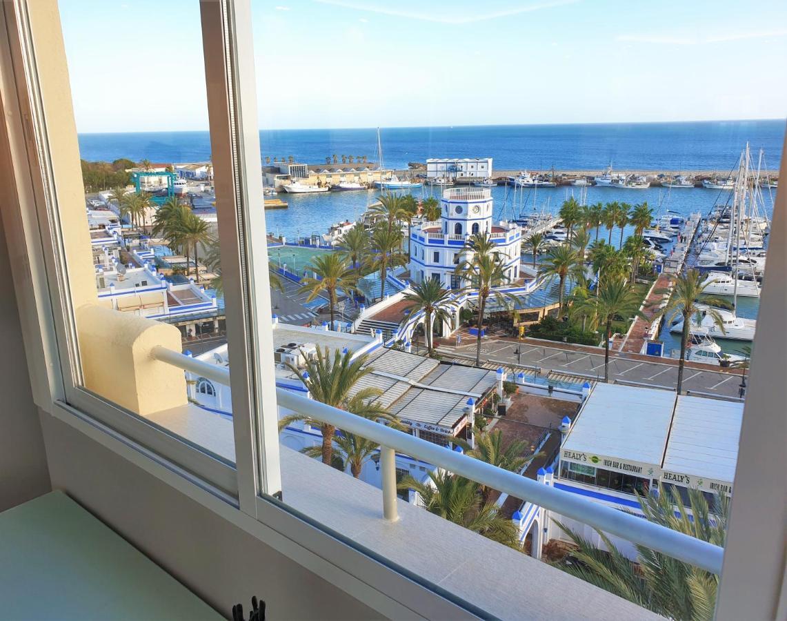 Fabulous Apartment In Front Of Sea & Marina With Incredible Views Estepona Exteriér fotografie