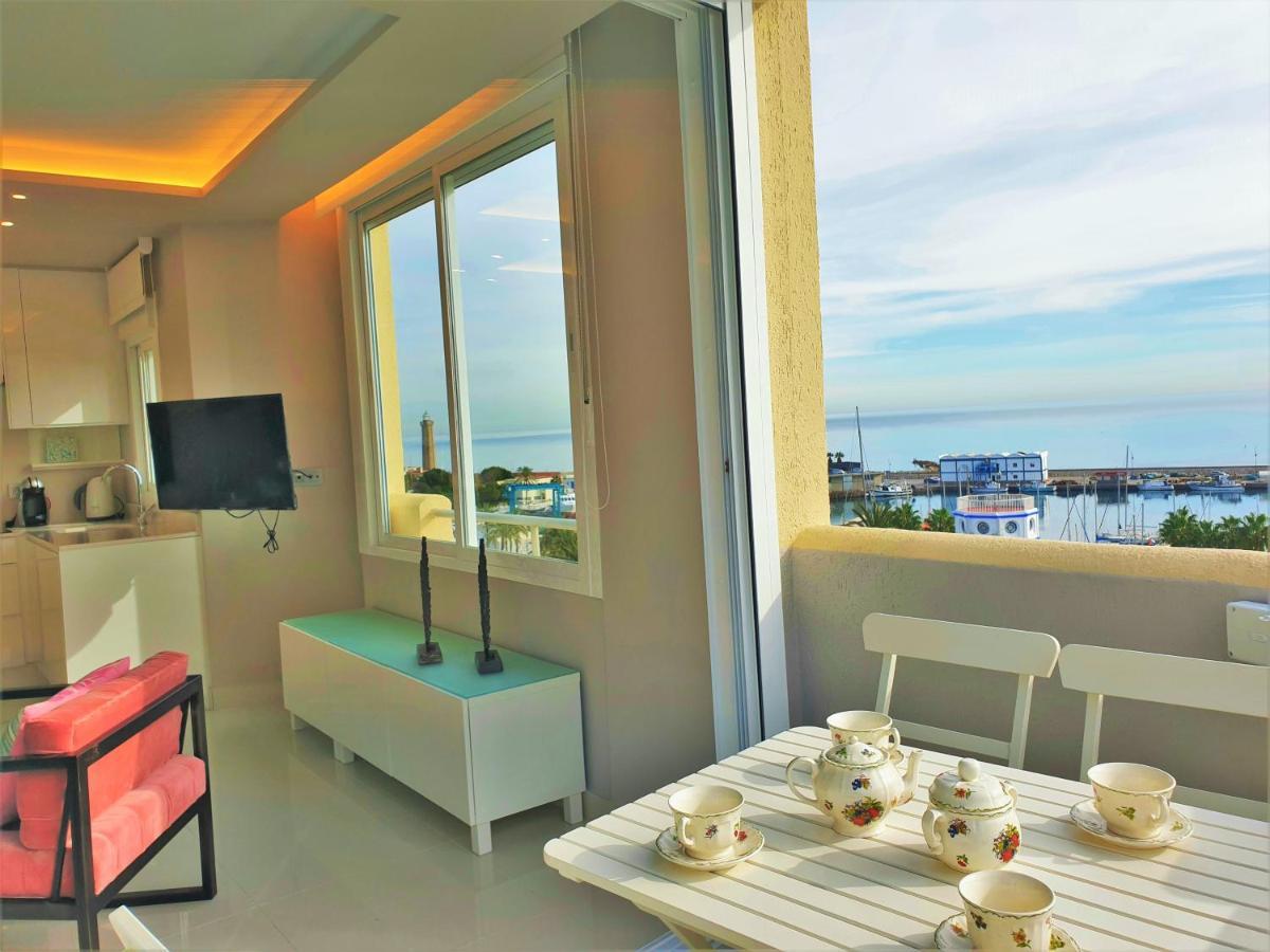 Fabulous Apartment In Front Of Sea & Marina With Incredible Views Estepona Exteriér fotografie